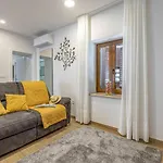 Konukevi Nilda Ii 3*
