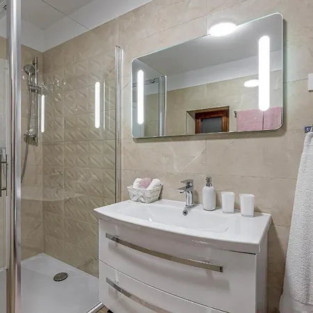 Guest house Nilda Ii 3*
