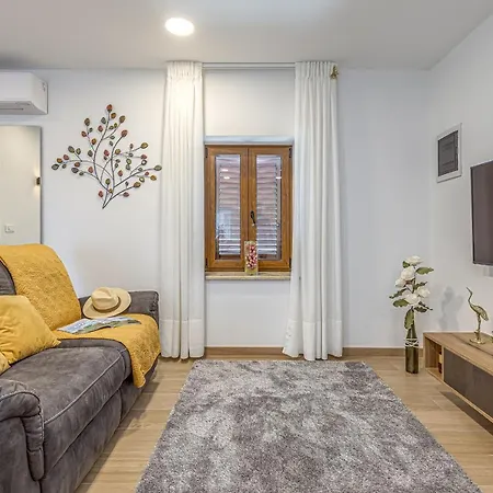 Nilda Ii 3*