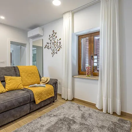 Guest house Nilda Ii 3*